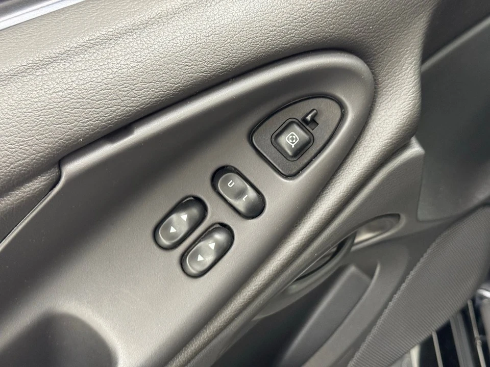 2003 Ford SN95 Mustang - Image 28 of 31