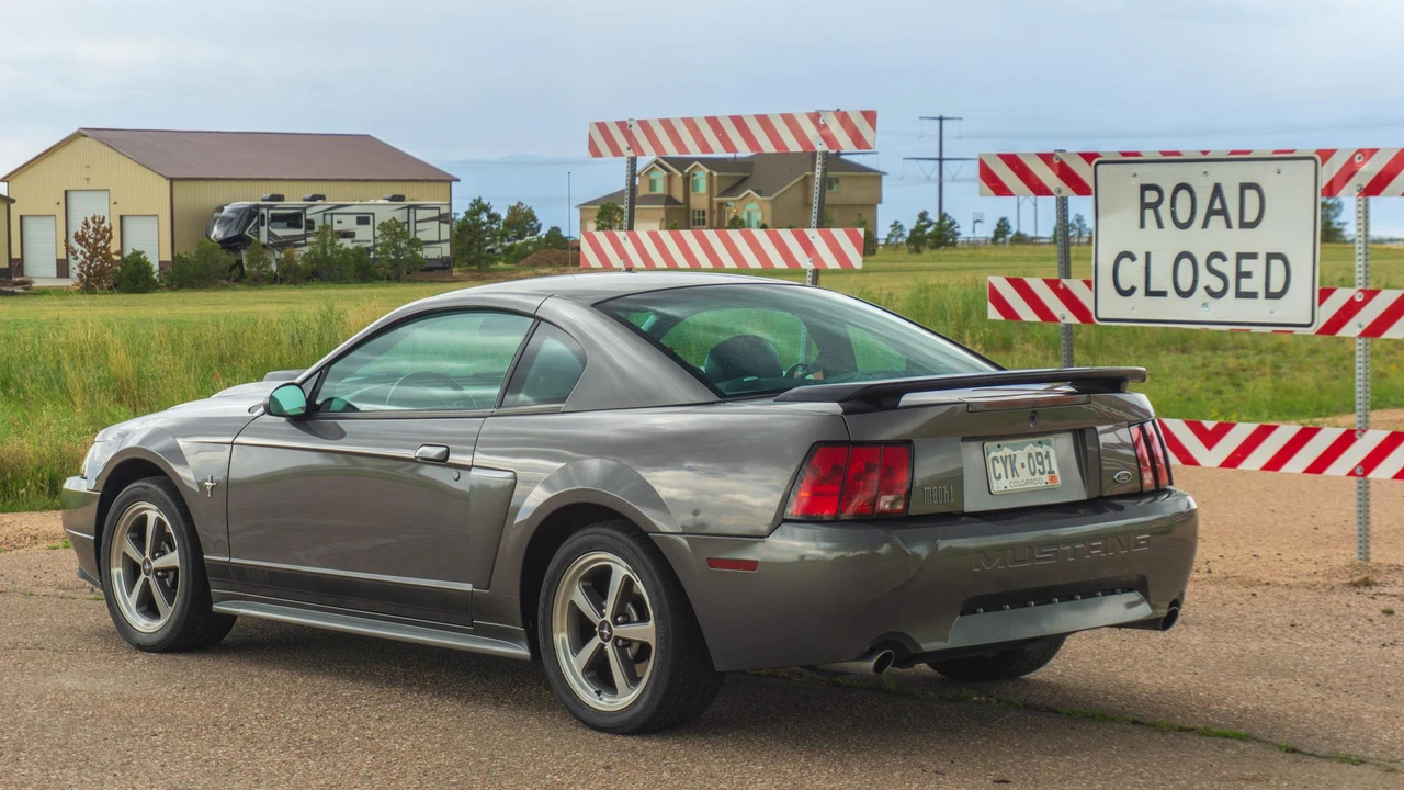 2003 Ford SN95 Mustang - Image 8 of 31