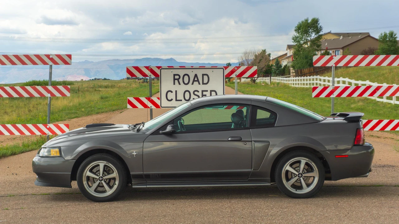2003 Ford SN95 Mustang - Image 7 of 31