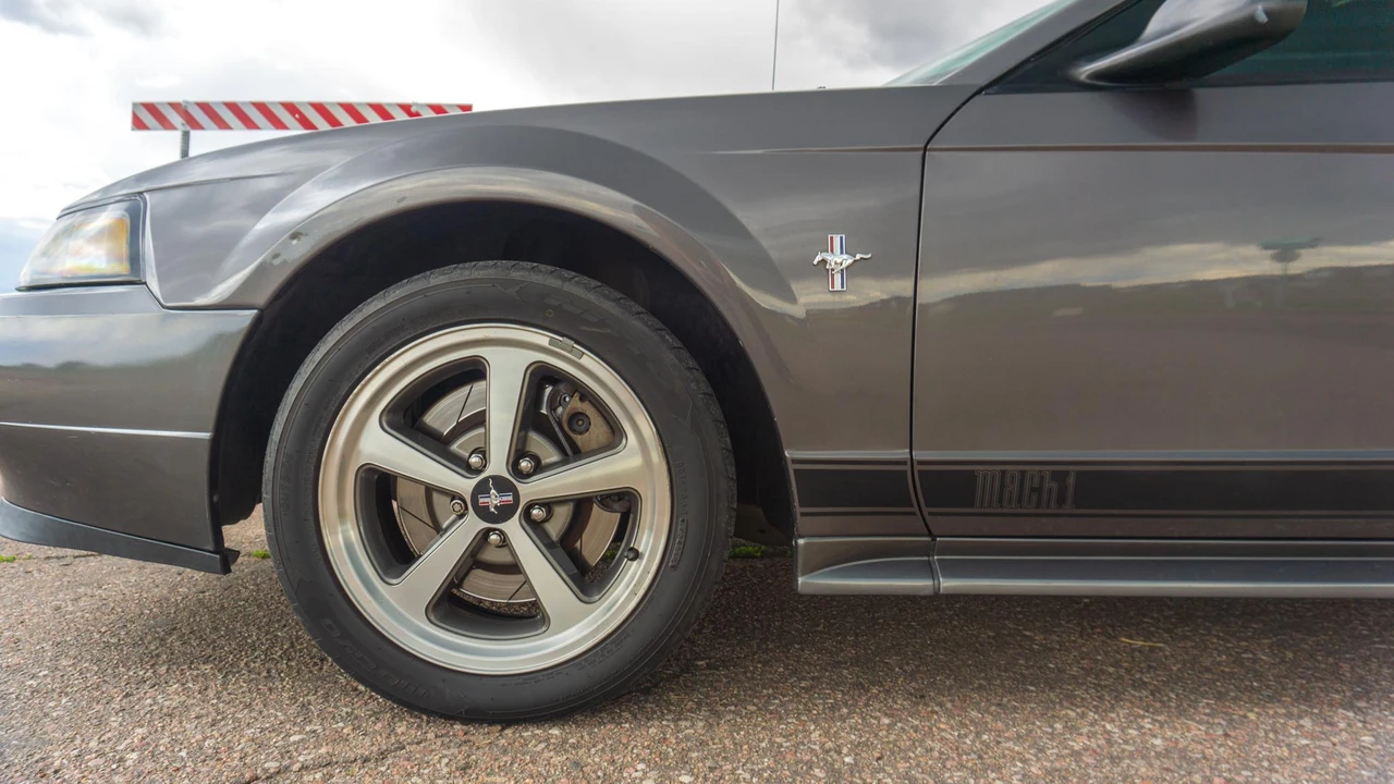 2003 Ford SN95 Mustang - Image 17 of 31