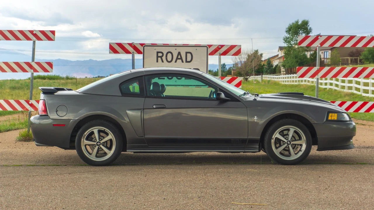2003 Ford SN95 Mustang - Image 2 of 31