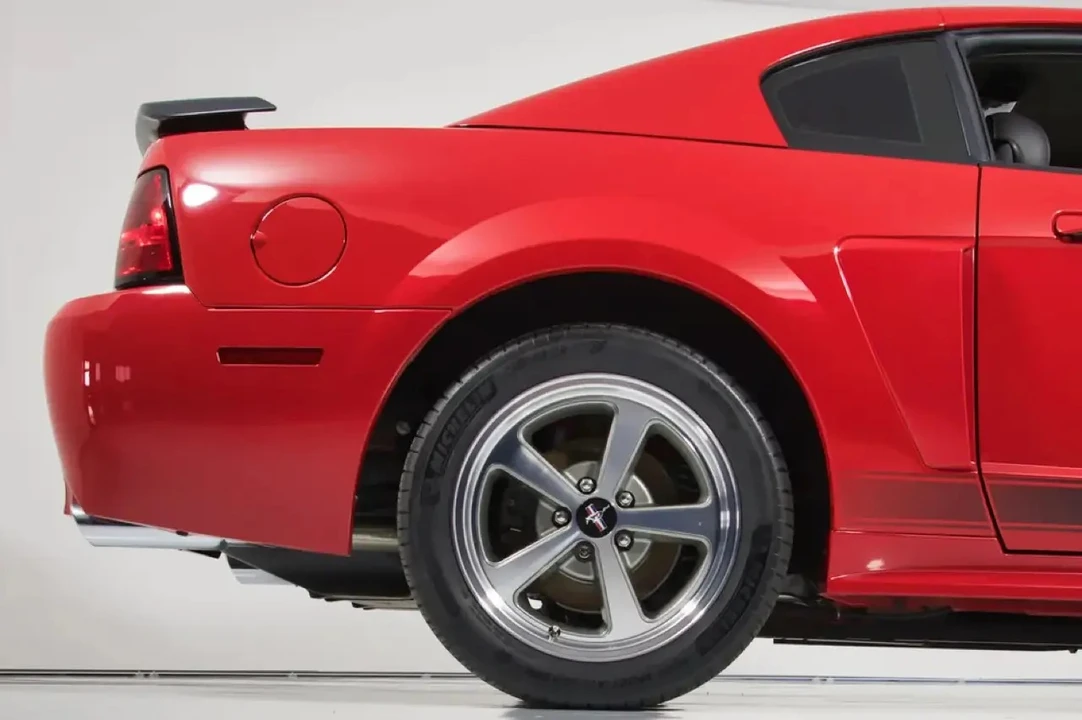 2003 Ford SN95 Mustang - Image 11 of 31