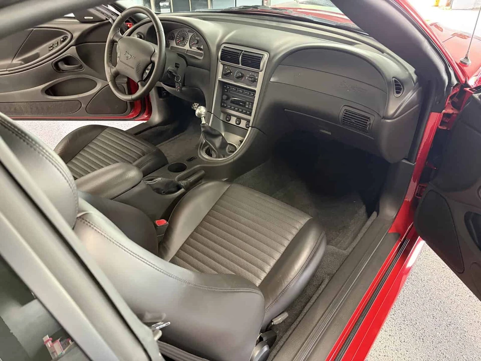 2003 Ford SN95 Mustang - Image 15 of 29