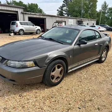 2003 Ford Mustang