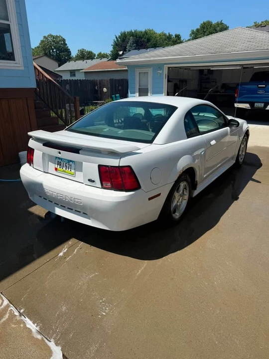 2003 Ford SN95 Mustang - Image 2 of 6