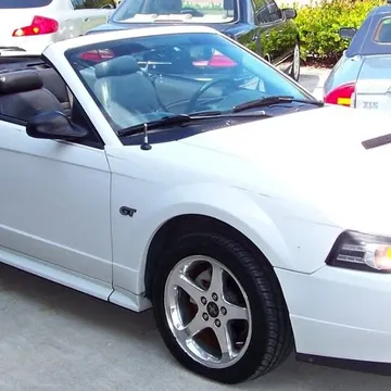 2003 Ford Mustang