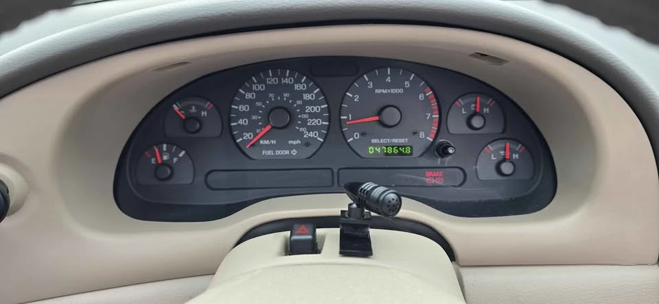 2003 Ford SN95 Mustang - Image 13 of 17