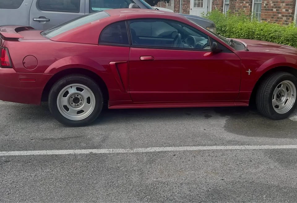 2003 Ford SN95 Mustang - Image 2 of 3