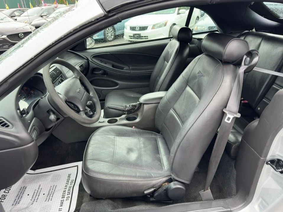 2003 Ford SN95 Mustang - Image 11 of 20