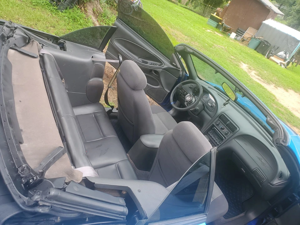 2003 Ford SN95 Mustang - Image 14 of 17