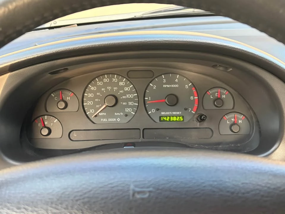 2003 Ford SN95 Mustang - Image 9 of 10