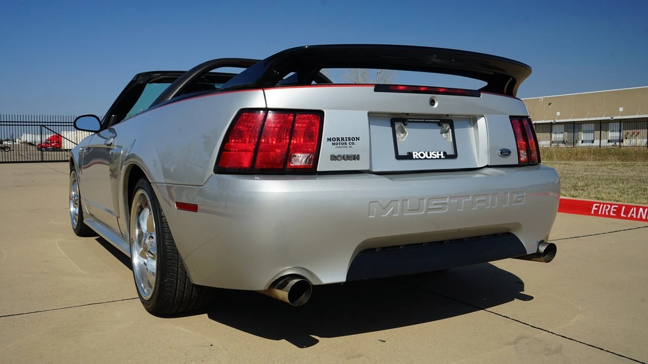 2003 Ford SN95 Mustang - Image 11 of 12