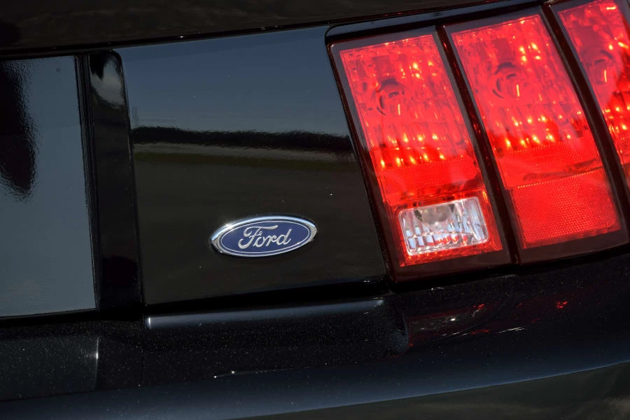 2003 Ford SN95 Mustang Cobra - Image 9 of 30