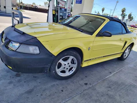 2003 Ford Mustang V6