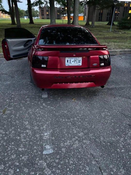 2003 Ford SN95 Mustang - Image 3 of 4