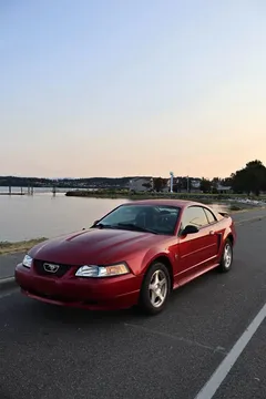 2003 Ford Mustang V6 Coupe 2D
