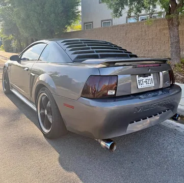 2003 Ford Mustang V6 Coupe 2D