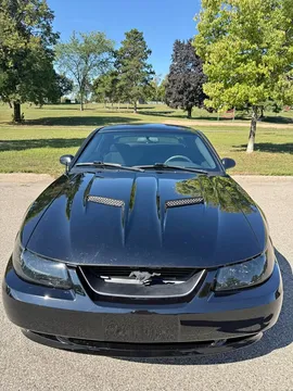 2003 Ford Mustang V6 Coupe 2D