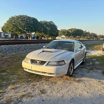 2003 Ford Mustang V6