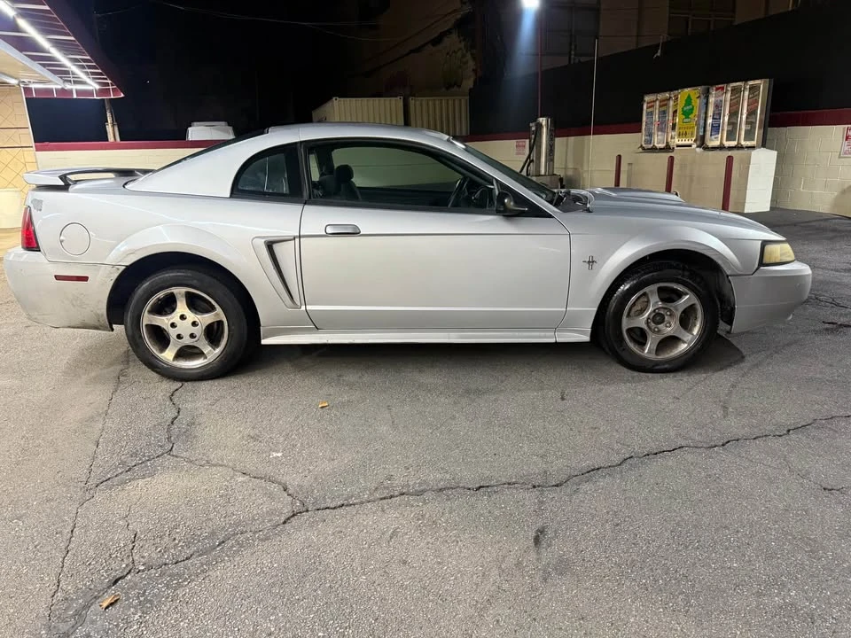 2003 Ford SN95 Mustang - Image 6 of 10
