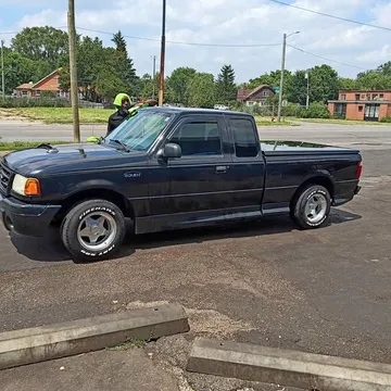 2003 Ford Ranger SuperCrew Lariat Pickup 4D 5 ft
