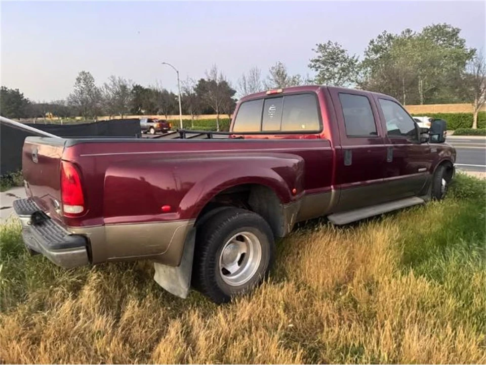2003 Ford Super Duty 1st Gen - Image 2 of 8