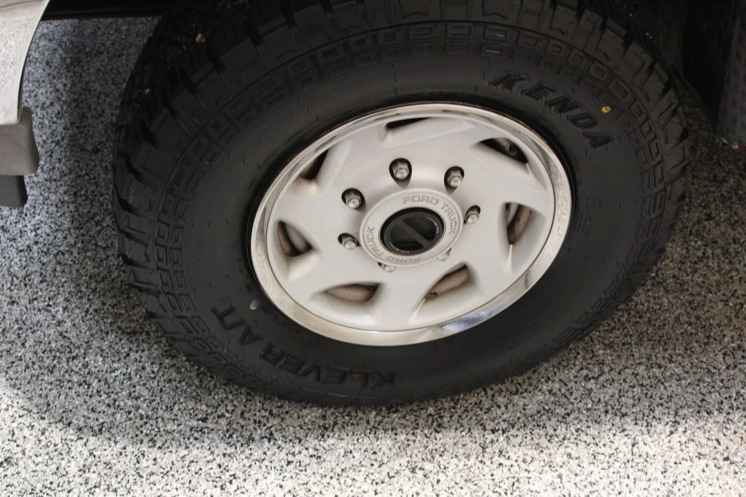 2003 Ford Super Duty 1st Gen - Image 10 of 12