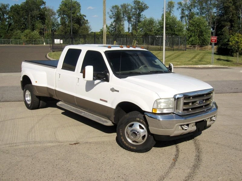 2003 Ford Super Duty 1st Gen - Image 2 of 12