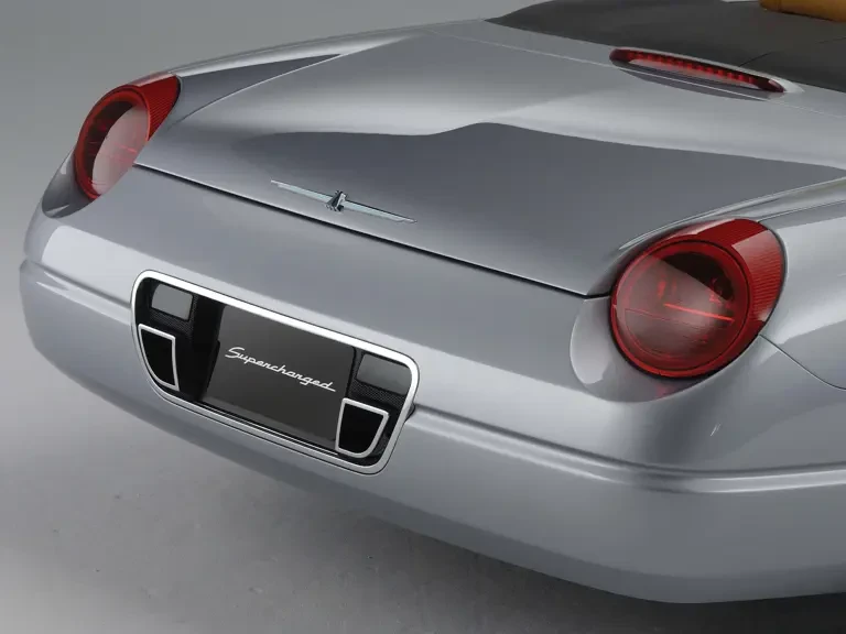 2003 Ford Thunderbird 11th Gen - Image 16 of 18
