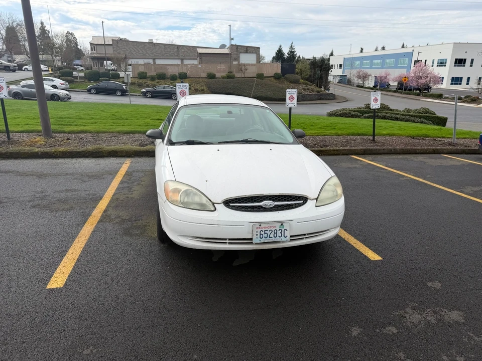 2003 Ford Taurus 4th Gen - Image 4 of 4