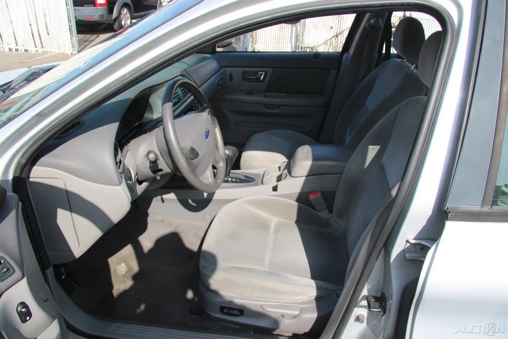 2003 Ford Taurus 4th Gen - Image 12 of 21
