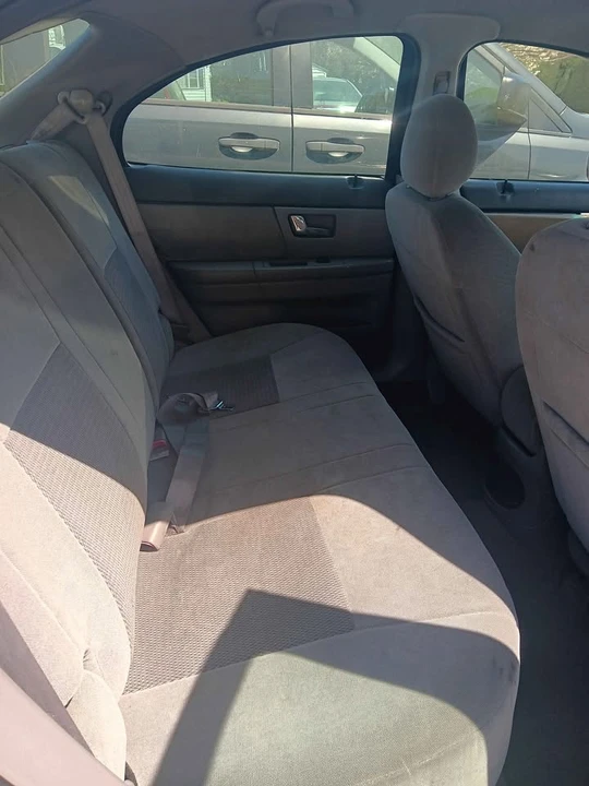 2003 Ford Taurus 4th Gen - Image 2 of 7