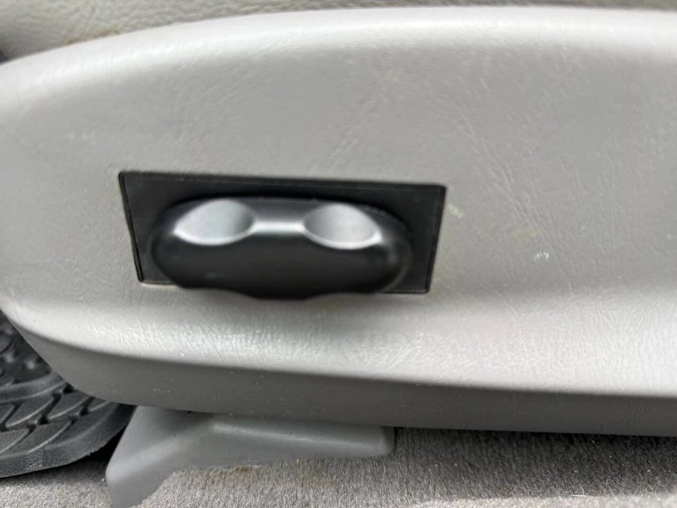 2003 Ford Taurus 4th Gen - Image 14 of 21