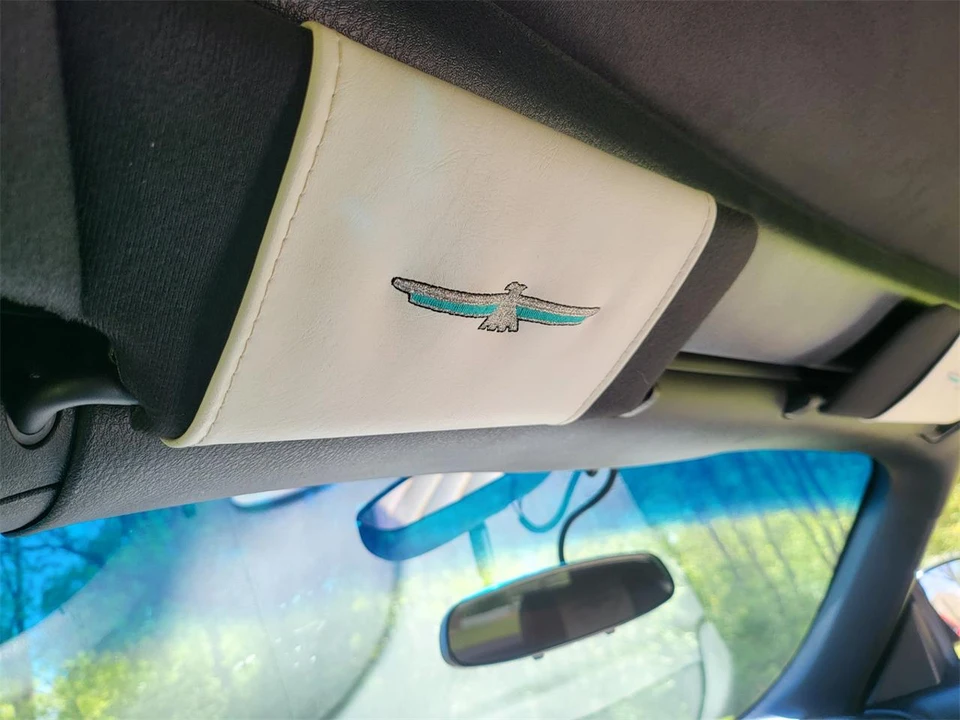 2003 Ford Thunderbird 11th Gen - Image 16 of 23