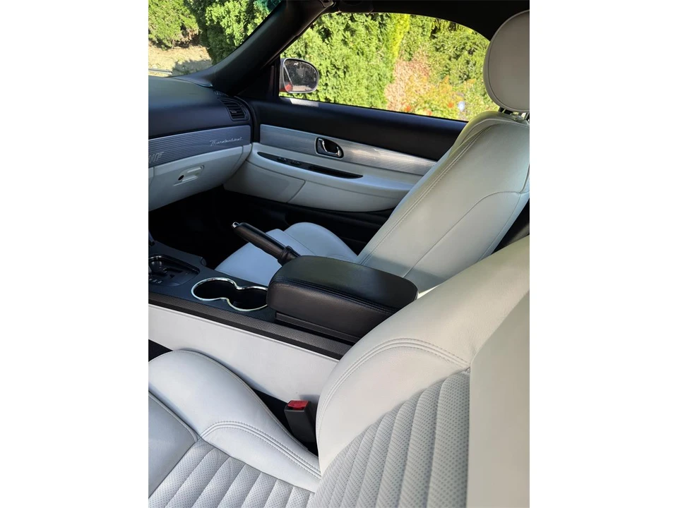 2003 Ford Thunderbird 11th Gen - Image 13 of 31
