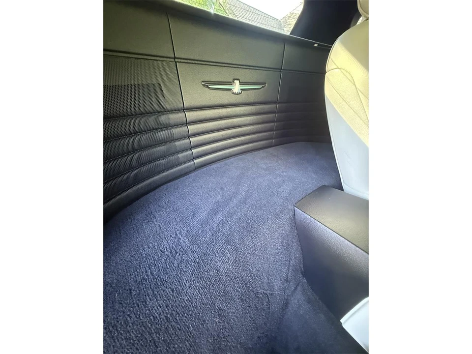 2003 Ford Thunderbird 11th Gen - Image 19 of 31