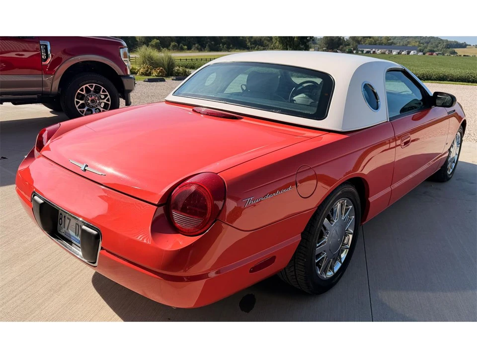 2003 Ford Thunderbird 11th Gen - Image 5 of 31