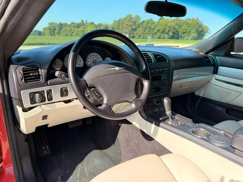 2003 Ford Thunderbird 11th Gen - Image 16 of 31