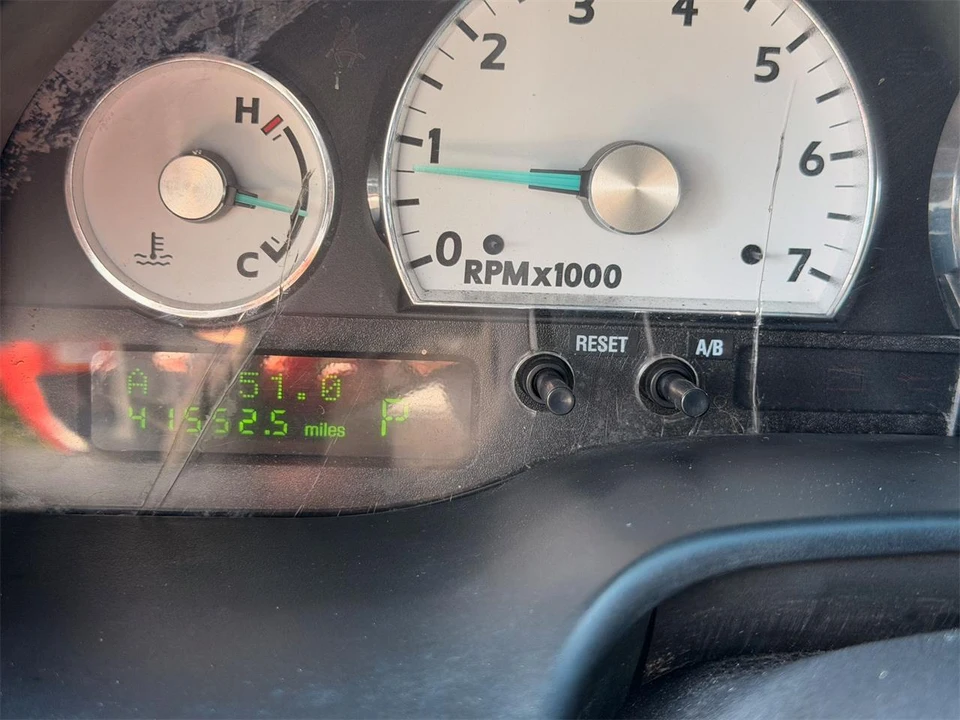 2003 Ford Thunderbird 11th Gen - Image 22 of 31