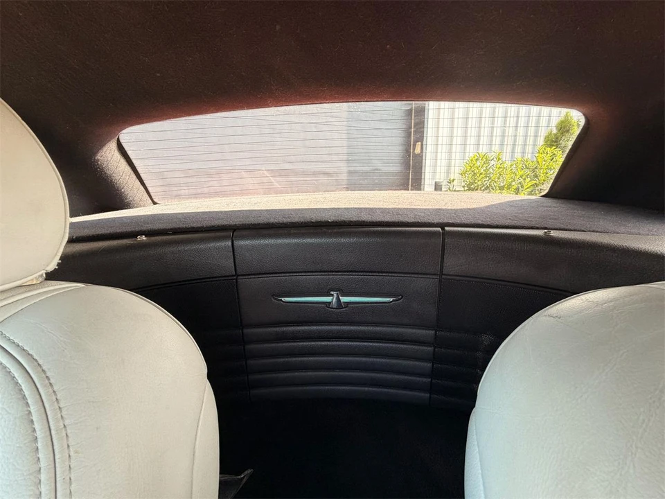 2003 Ford Thunderbird 11th Gen - Image 27 of 31