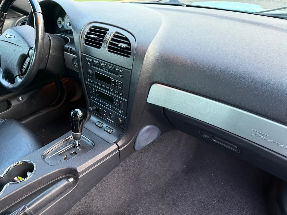 2003 Ford Thunderbird 11th Gen - Image 15 of 31