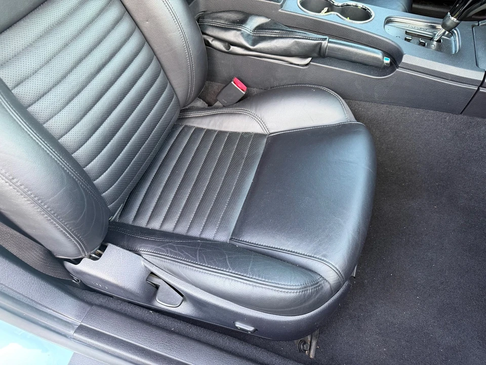 2003 Ford Thunderbird 11th Gen - Image 13 of 31