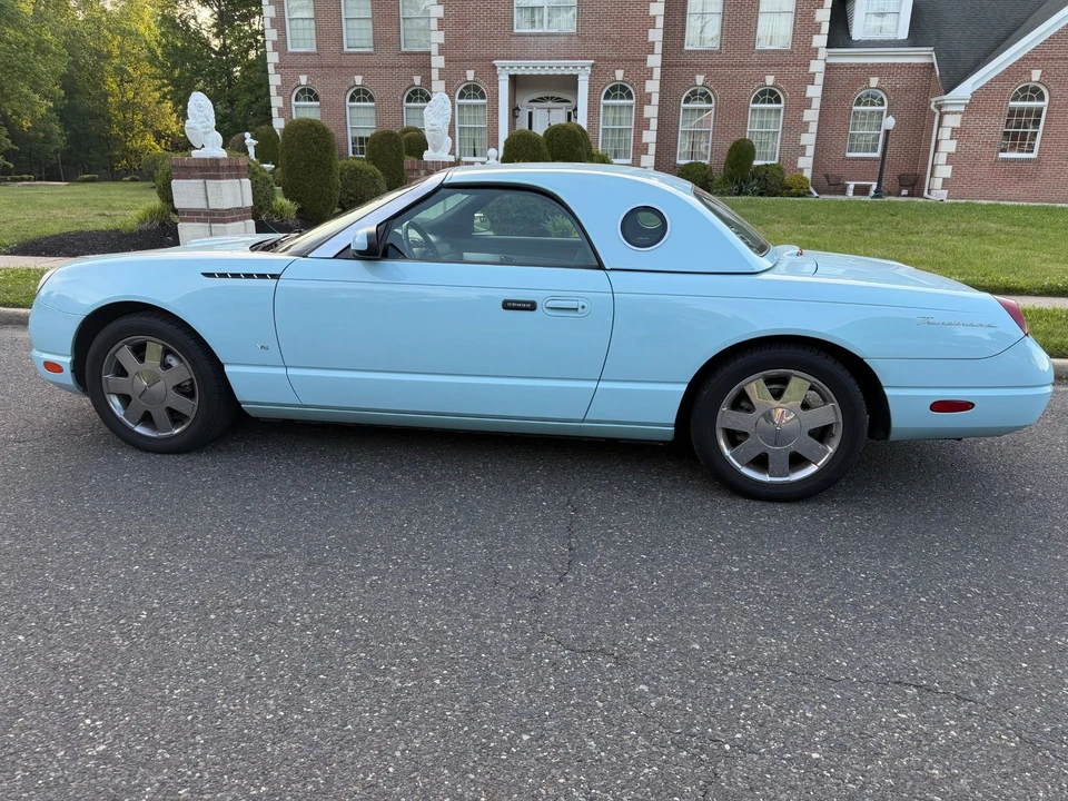2003 Ford Thunderbird 11th Gen - Image 4 of 31