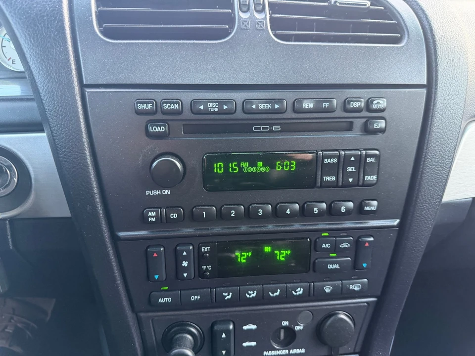 2003 Ford Thunderbird 11th Gen - Image 26 of 31