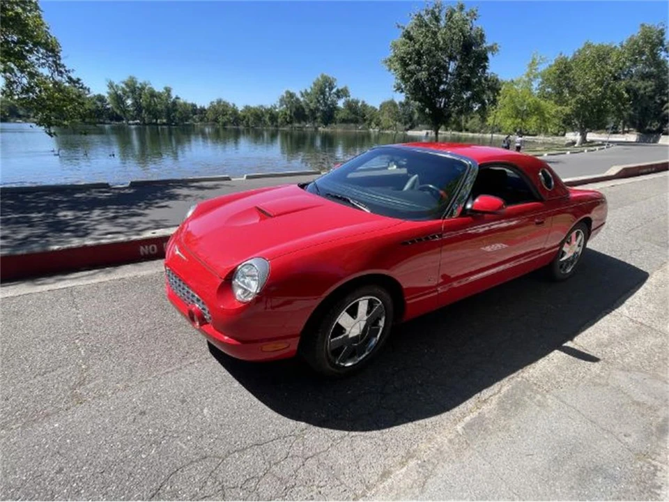 2003 Ford Thunderbird 11th Gen - Image 3 of 30