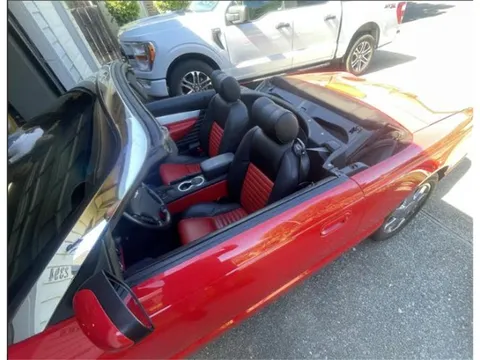 2003 Ford Thunderbird