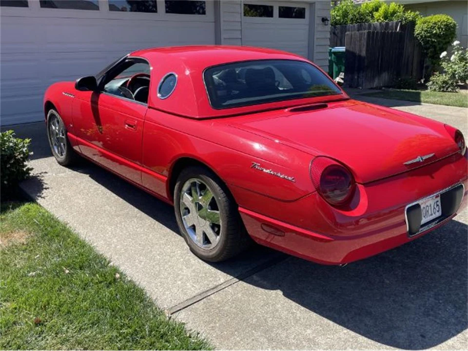 2003 Ford Thunderbird 11th Gen - Image 19 of 30