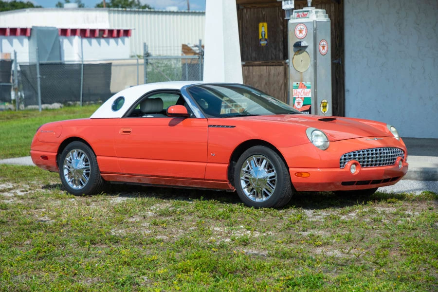 2003 Ford Thunderbird 11th Gen - Image 5 of 16