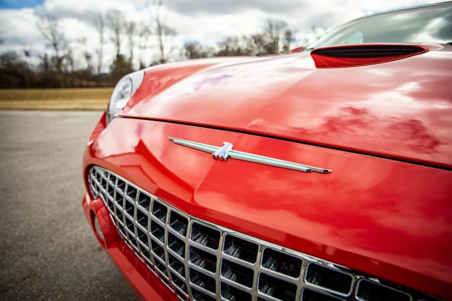 2003 Ford Thunderbird 11th Gen - Image 10 of 31