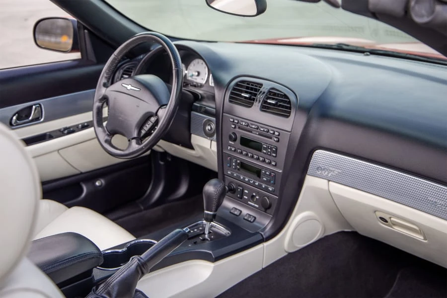 2003 Ford Thunderbird 11th Gen - Image 23 of 31